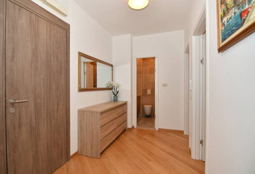 Apart Hotel Ms Katunjanin