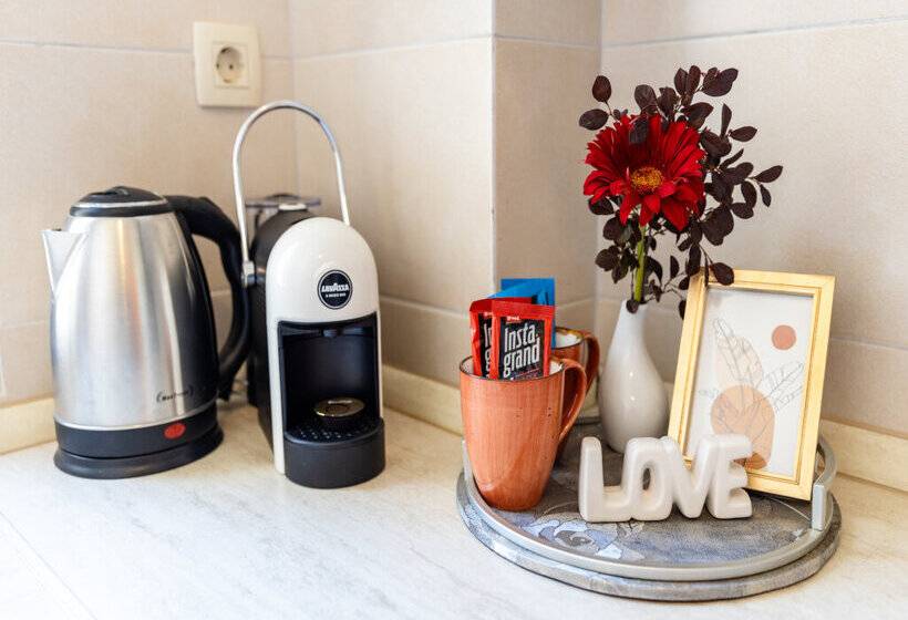 Apart Hotel Ms Katunjanin