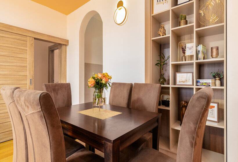 Apart Hotel Ms Katunjanin