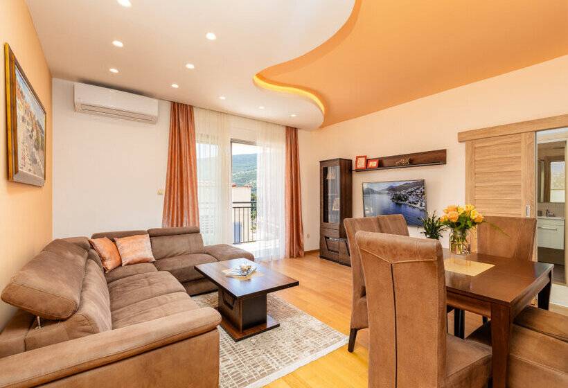 Apart Hotel Ms Katunjanin