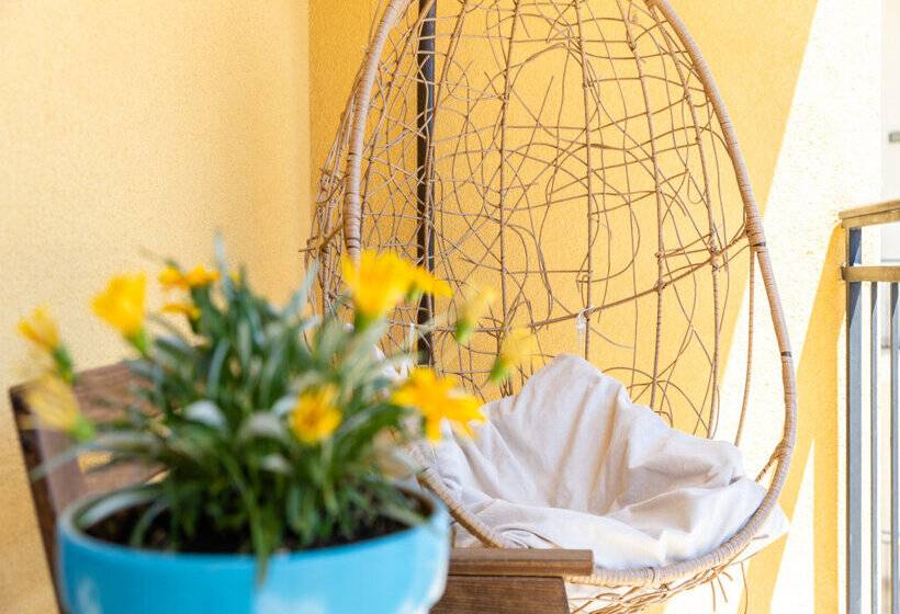 Apart Hotel Ms Katunjanin