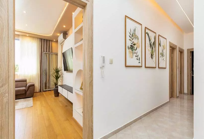 Apart Hotel Ms Katunjanin