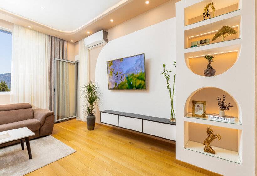 Apart Hotel Ms Katunjanin