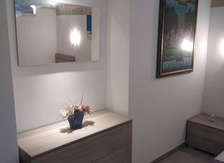 Bed and Breakfast Domus Del Borgo Antico