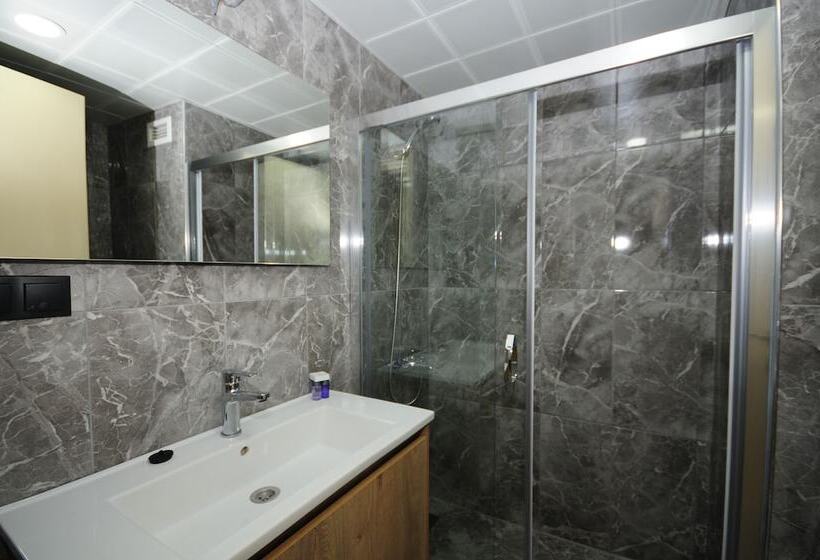 تختخواب و صبحانه Grand Hekimoğlu Hotels