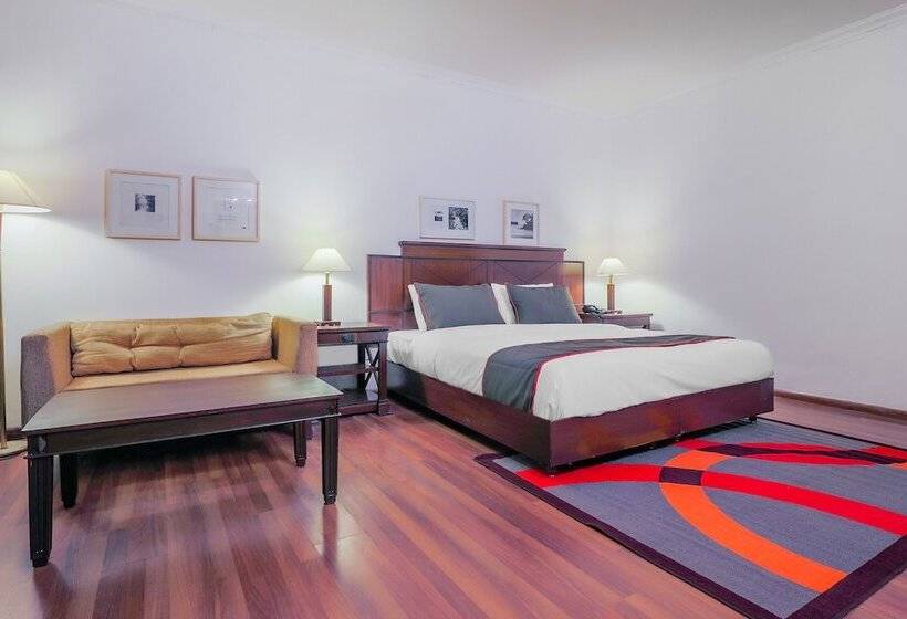 Hotelli Collection O 40310 Devasthali