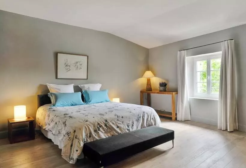 Hotelli Maison Hache