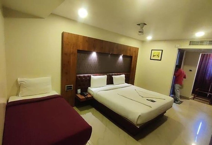 Fabhotel Adya Classic