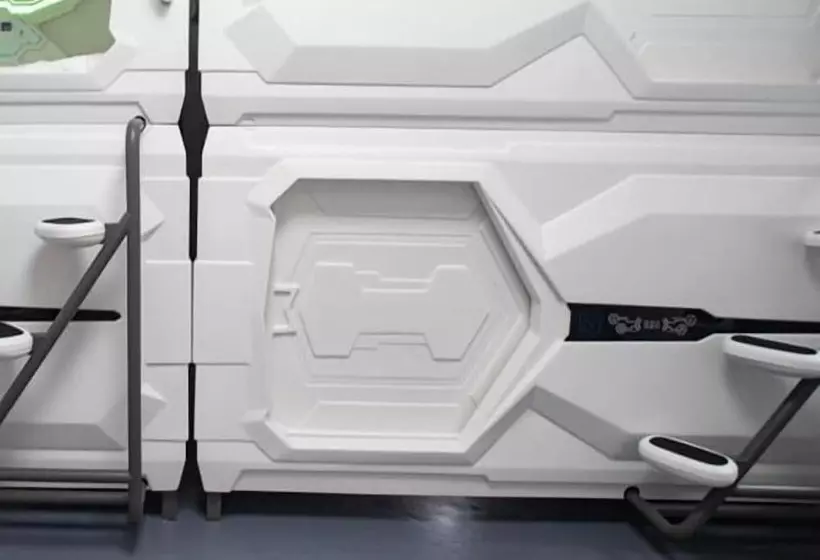 هتل کپسول Monotel Space
