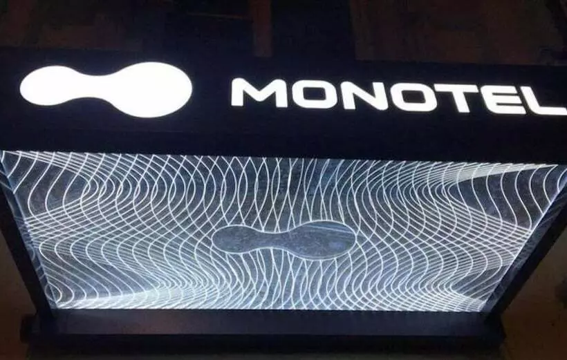 هتل کپسول Monotel Space