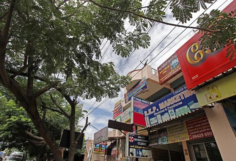 בית מלון כפרי Spot On 43677 Rkp Residency