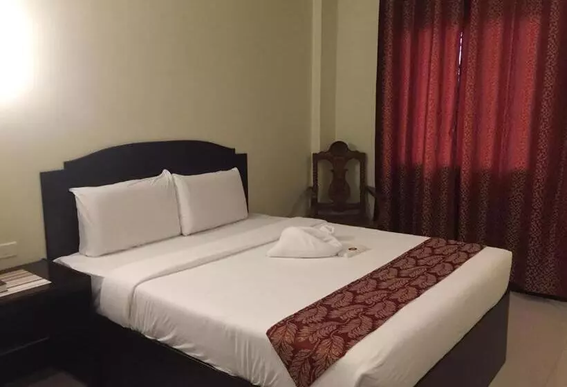 ホテル Hollywood Suites