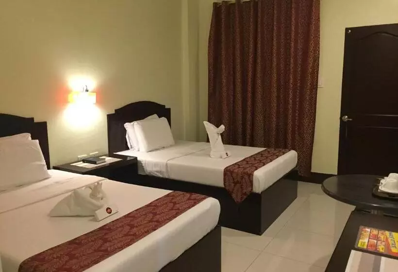 ホテル Hollywood Suites