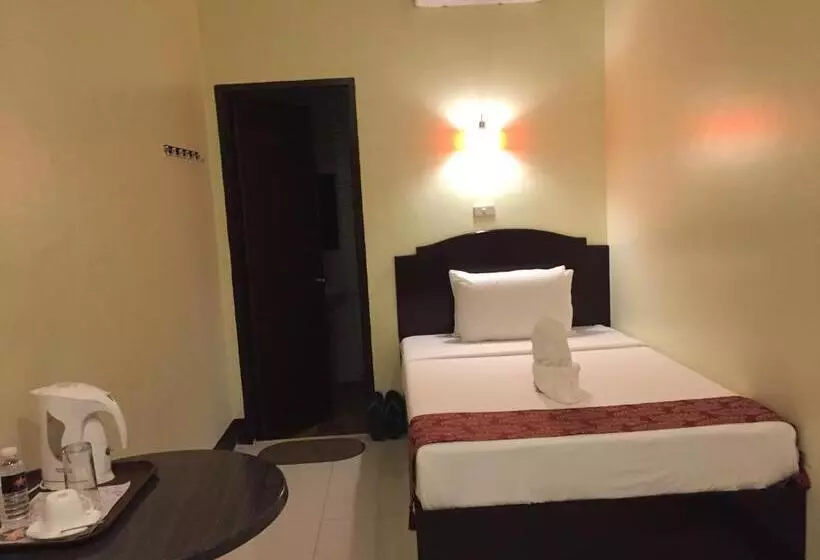 ホテル Hollywood Suites