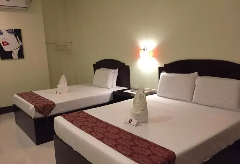 ホテル Hollywood Suites