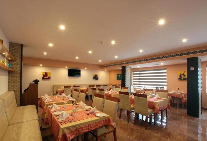 Hotel Park Residency