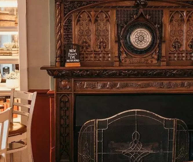 ホテル Woodthorpe