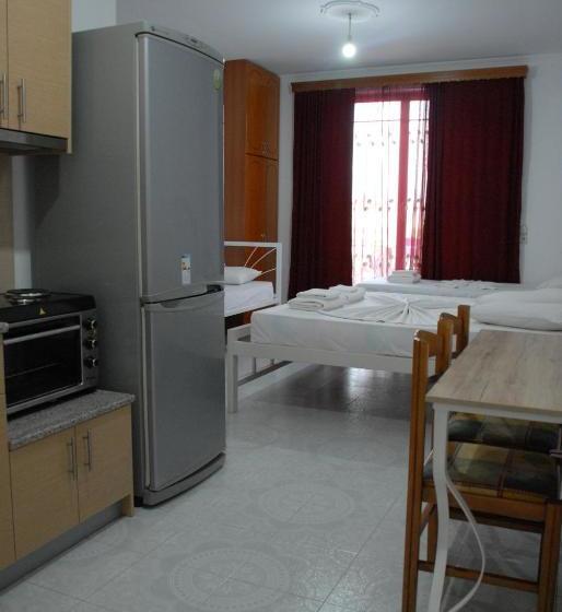 Pensió Villa Allkushi