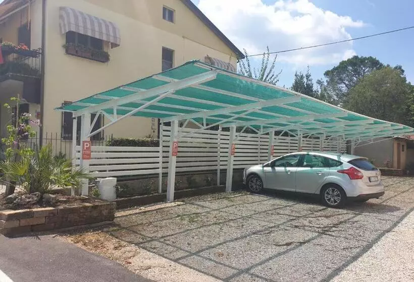 ホテル La Favorita