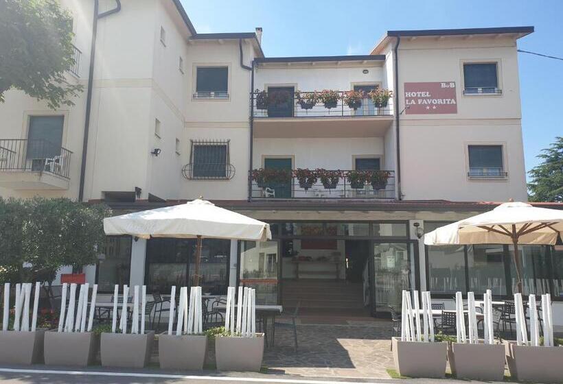 酒店 La Favorita