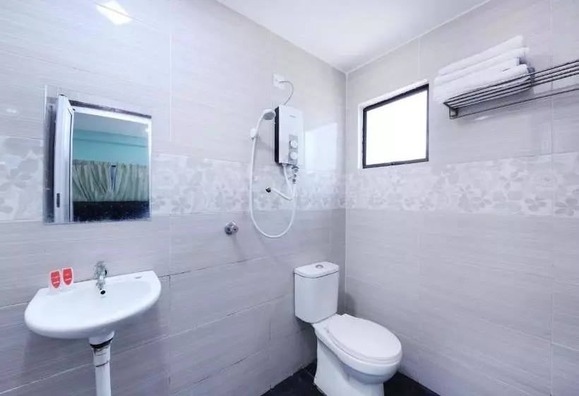 ホテル Oyo 1157 Pd