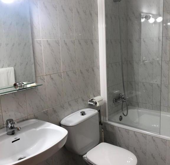 ペンション Hostal La Parrilla Monegros Ii