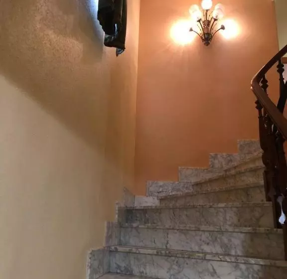 ペンション Hostal La Parrilla Monegros Ii