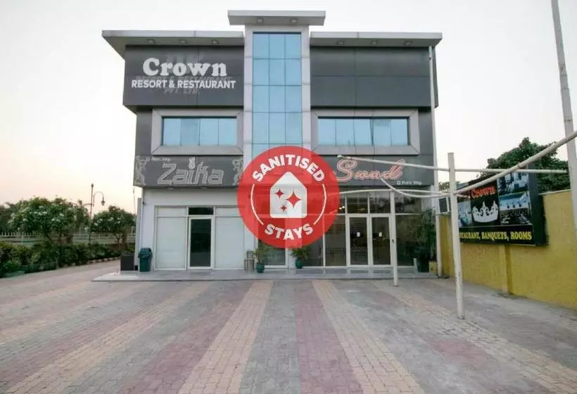 هتل Oyo 37441 Crown Resorts