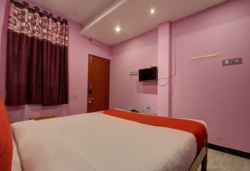 Hotel Oyo 38664 Rt Residency