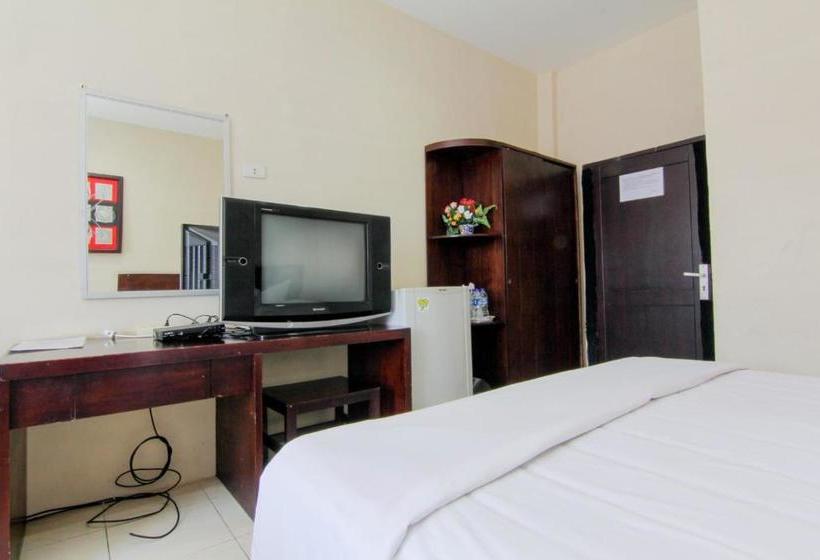 Отель Sing A Song