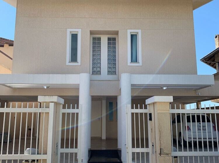 Пансион Pousada Azores Bombinhas