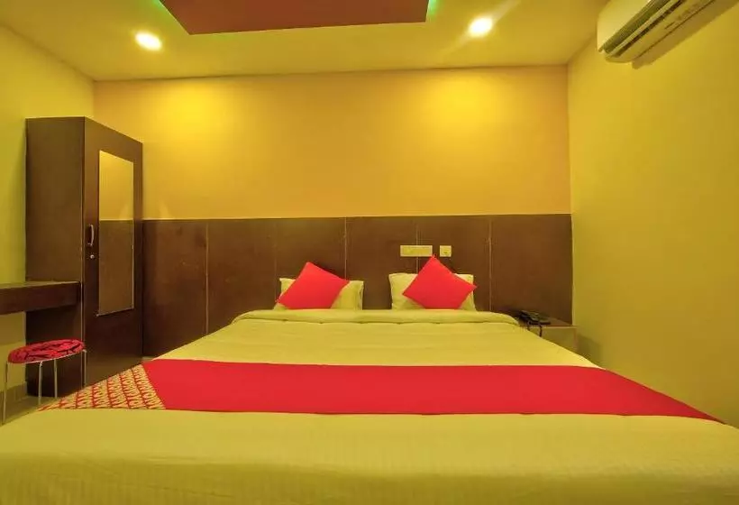 ホテル Oyo 29844 Joliday Inn