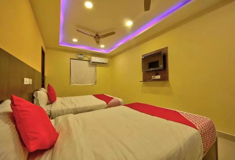 ホテル Oyo 29844 Joliday Inn