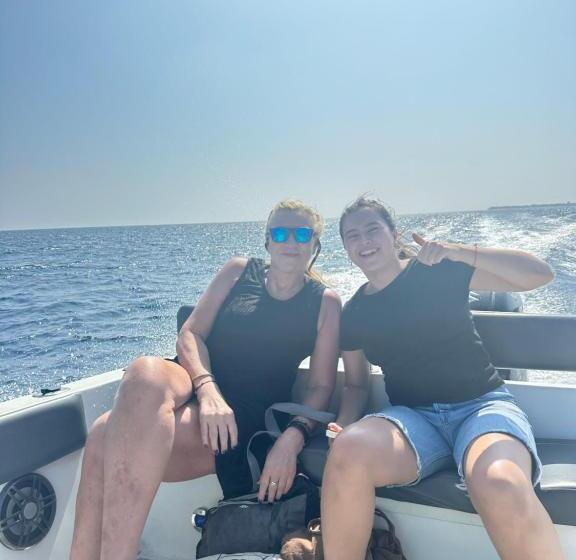 Szálloda Hudhuvelimaldives