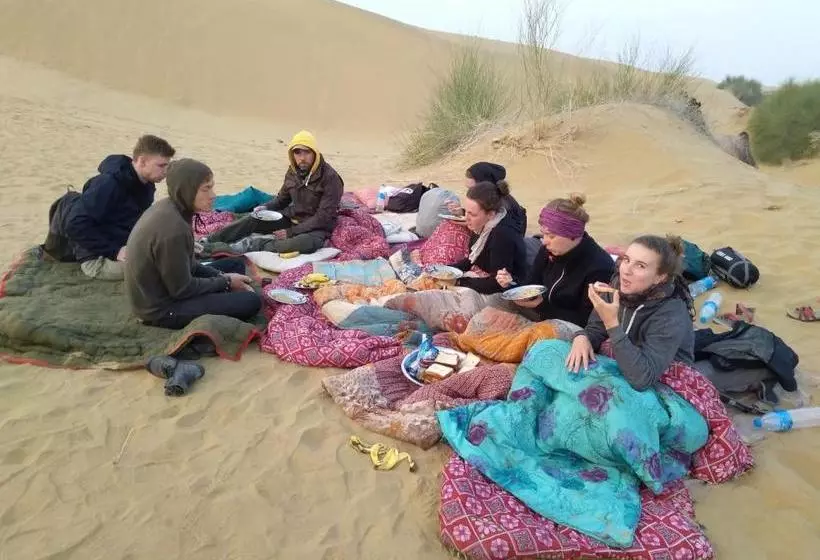 پانسیون Bob Cafe & Guest House Jaisalmer