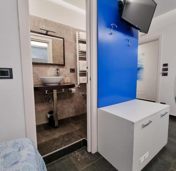 تختخواب و صبحانه Oltremare Giovino