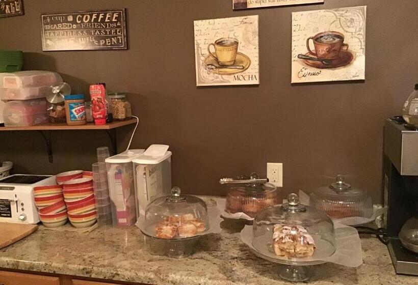 مبيت وإفطار Riverboat Suites