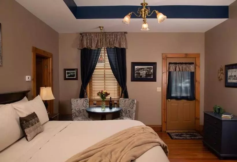 Aamiaismajoitus (B&B) Riverboat Suites