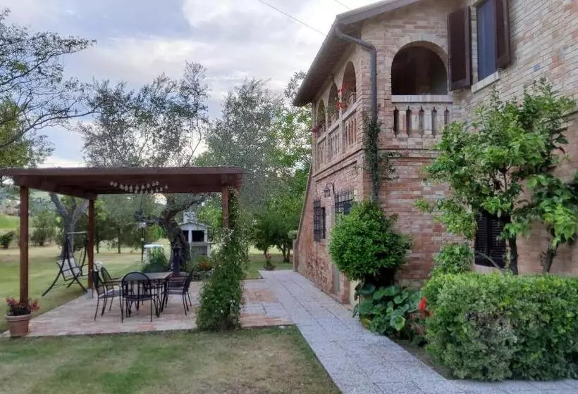 هتل Agriturismo Terralieta
