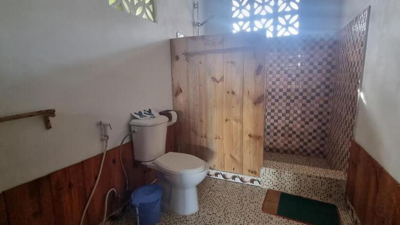 ホテル Salama & Mbuyuni Bungalows