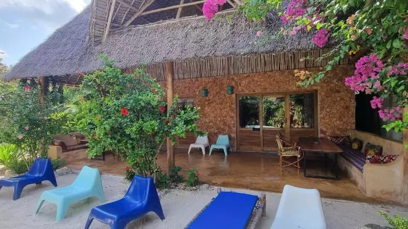 ホテル Salama & Mbuyuni Bungalows