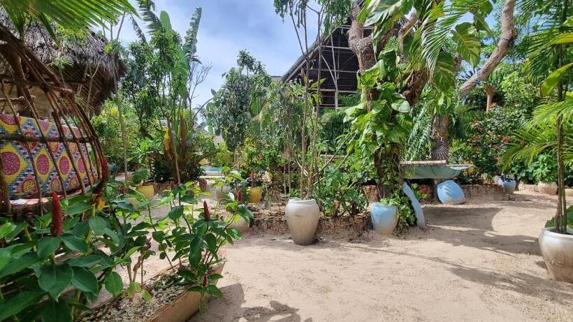 ホテル Salama & Mbuyuni Bungalows