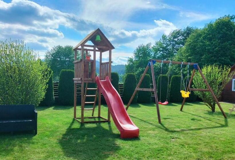 Pensiunea Miorița Putna