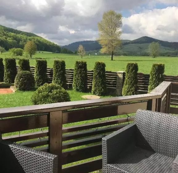 Pensiunea Miorița Putna