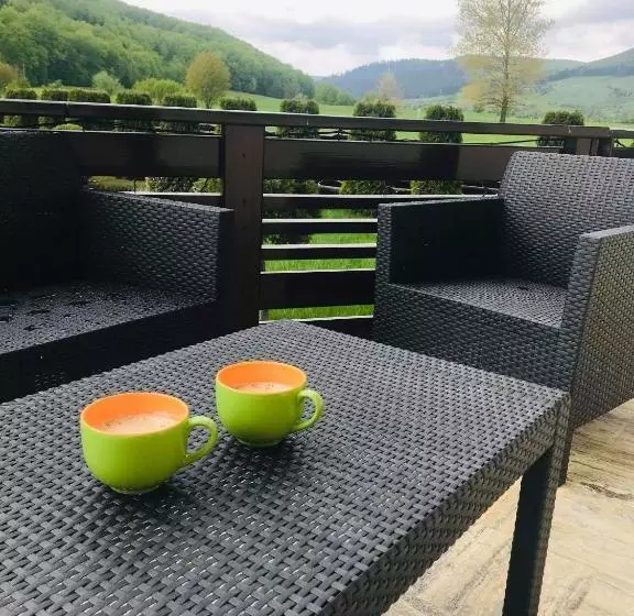 Pensiunea Miorița Putna