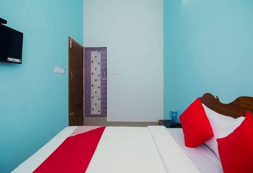 Отель O Royal King