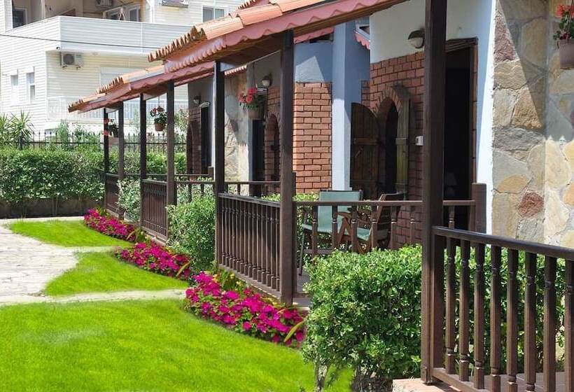 هتل Royal Nas Resort