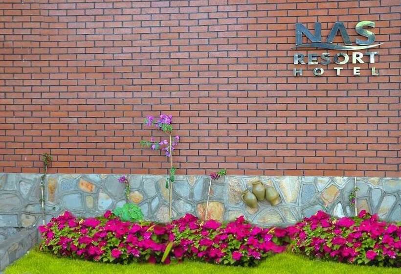 هتل Royal Nas Resort