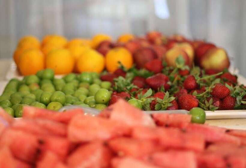 هتل Royal Nas Resort