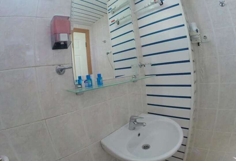 هتل Royal Nas Resort